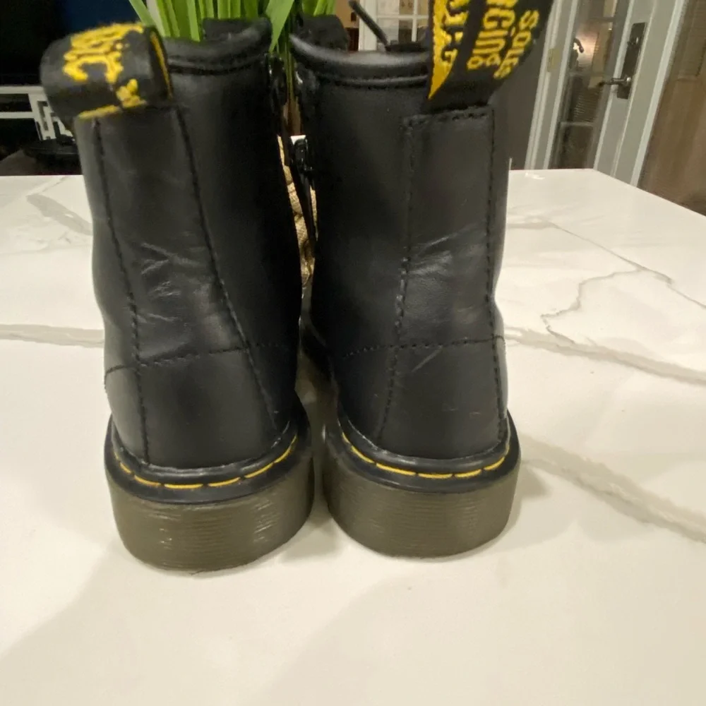 Dr Martens kids Black Leather Boots